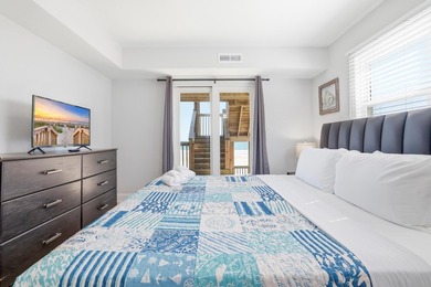 A rare and exceptional opportunity to own a completely redone - photo 26