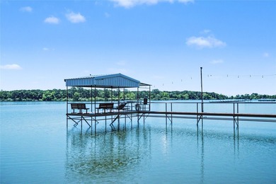 1,000 LINEAR FEET OF SHORELINE SURROUNDING THIS PRESTIGIOUS - photo 6