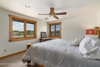 Tucked in the shadow of the majestic Tetons, this stunning home - photo 27