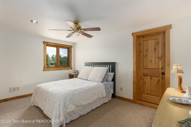 Tucked in the shadow of the majestic Tetons, this stunning home - photo 31