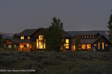 Tucked in the shadow of the majestic Tetons, this stunning home - photo 48