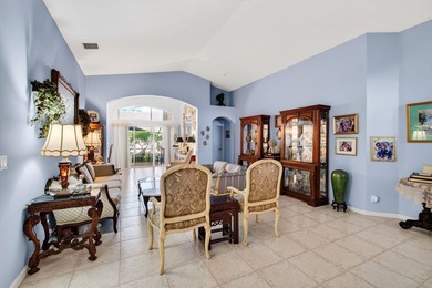 Welcome to this charming 3-bedroom, 2-bathroom single-family - photo 12