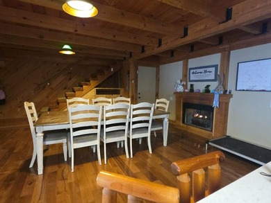 INCREDIBLE CONTEMPORARY LOG HOME. BOASTS 5 BEDROOMS AND 2.5 - photo 14