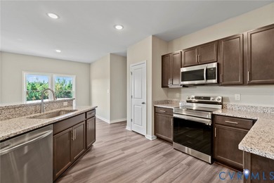 THIS IS A TO BE BUILT HOME! Check out the Oakdale, a unique - photo 15