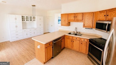 Move-in ready and one of the best values in Crawford Oaks! This - photo 15