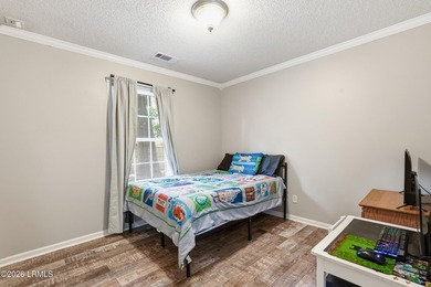 Welcome home to this beautifully maintained 3-bedroom, 2-bath - photo 22