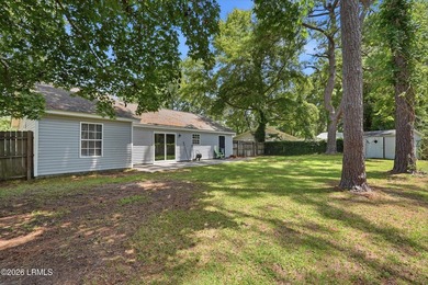 Welcome home to this beautifully maintained 3-bedroom, 2-bath - photo 27