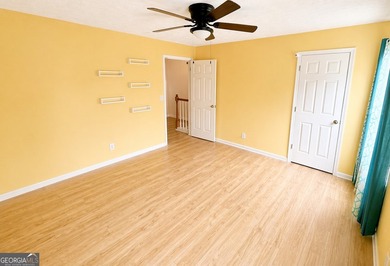 Move-in ready and one of the best values in Crawford Oaks! This - photo 32