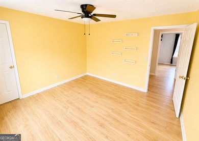 Move-in ready and one of the best values in Crawford Oaks! This - photo 33