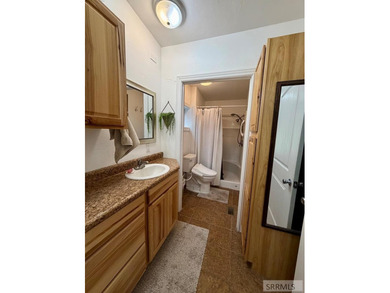 Barndominium and a separate guest home, both could be short-term - photo 39
