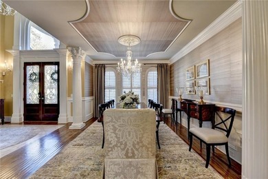 An extraordinary expression of luxury living, this magnificent - photo 9