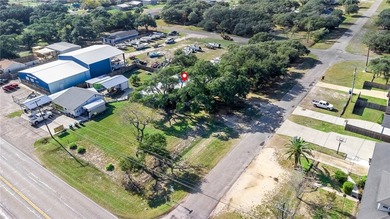 Excellent investment opportunity in the heart of Rockport - photo 7