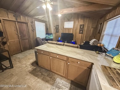 Discover your own private retreat on 23 breathtaking wooded - photo 13