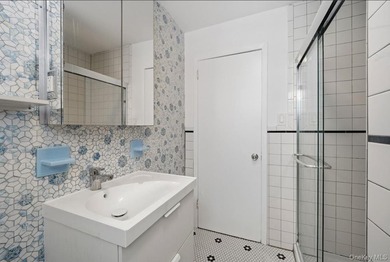 Welcome to 108 Jackie Robinson Parkway, a charming single-family - photo 18