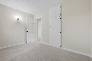 Experience Lake Wisconsin living in this beautifully remodeled 3 - photo 20