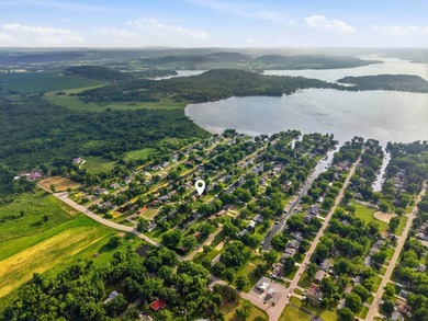 Experience Lake Wisconsin living in this beautifully remodeled 3 - photo 31