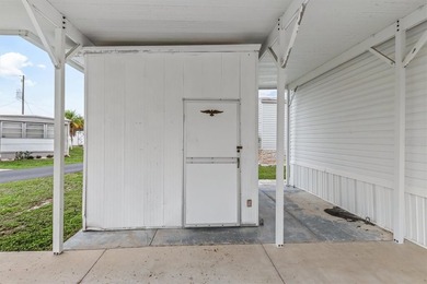 Welcome to this furnished, move-in ready 2-bedroom, 2-bath - photo 37