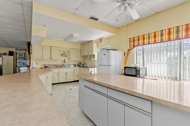 Welcome to this furnished, move-in ready 2-bedroom, 2-bath - photo 48