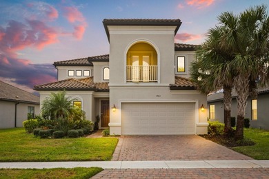 Lake Tohopekaliga Home For Sale in Kissimmee Florida