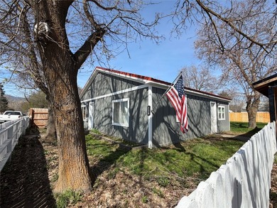 Well-maintained 2 bed, 1 bath home in Plains, MT, just a short - photo 1