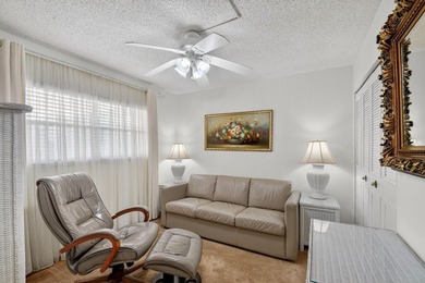 Step into resort style living in this upgraded 3 bedroom, 2 bath - photo 8