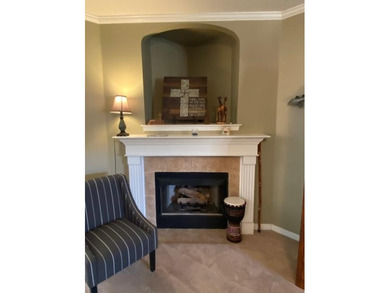 Welcome to Cross Creek Subdivision. A gated community on the - photo 12