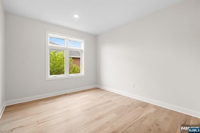 Stunning modern new construction new foundation unit in the - photo 15