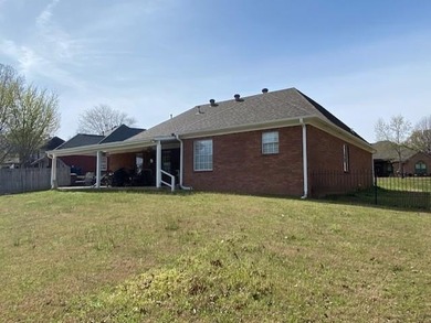 Welcome to Cross Creek Subdivision. A gated community on the - photo 45