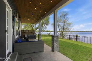 Stunning 2 story home on Lake Kampeska - photo 27
