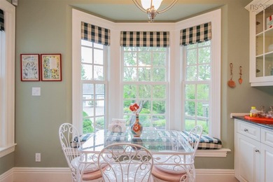 Very private but not isolated. Perfectly positioned on a knoll - photo 12
