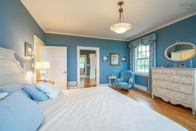 Very private but not isolated. Perfectly positioned on a knoll - photo 15