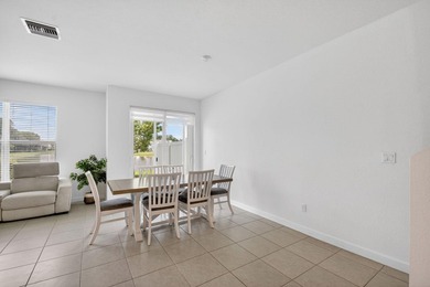 Modern Lakeside Living in Lake Worth | Gated Community 6933 - photo 15