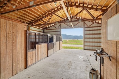 A rare opportunity to own a 392.5 ac turnkey equestrian ranch - photo 15