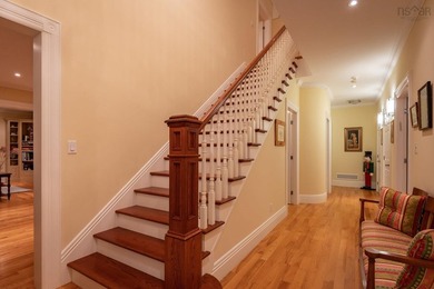 Very private but not isolated. Perfectly positioned on a knoll - photo 17