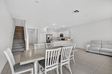 Modern Lakeside Living in Lake Worth | Gated Community 6933 - photo 17