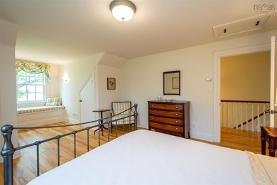 Very private but not isolated. Perfectly positioned on a knoll - photo 22