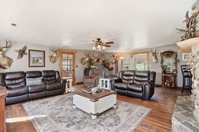 A rare opportunity to own a 392.5 ac turnkey equestrian ranch - photo 23