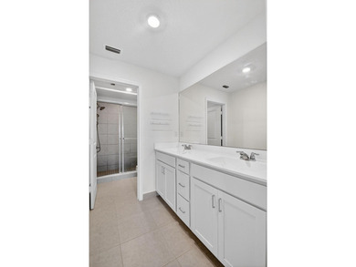 Modern Lakeside Living in Lake Worth | Gated Community 6933 - photo 26