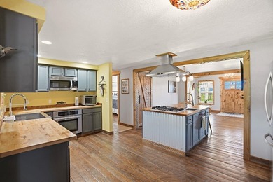 A rare opportunity to own a 392.5 ac turnkey equestrian ranch - photo 26