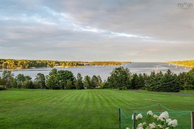Very private but not isolated. Perfectly positioned on a knoll - photo 27