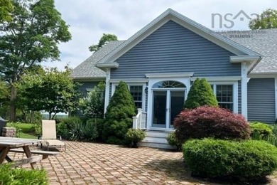 Very private but not isolated. Perfectly positioned on a knoll - photo 33