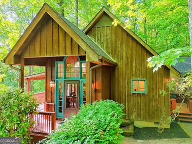 The Ultimate High-Elevation Retreat: Perched high above the - photo 3