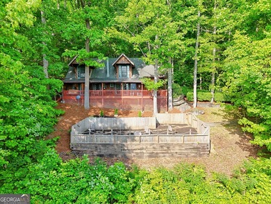 The Ultimate High-Elevation Retreat: Perched high above the - photo 4