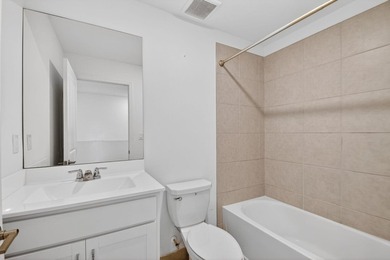 Modern Lakeside Living in Lake Worth | Gated Community 6933 - photo 38