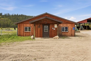 A rare opportunity to own a 392.5 ac turnkey equestrian ranch - photo 41