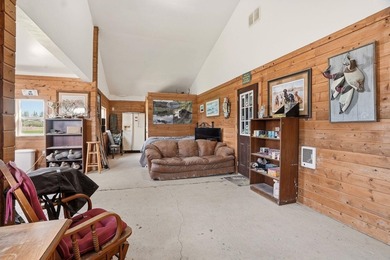 A rare opportunity to own a 392.5 ac turnkey equestrian ranch - photo 43