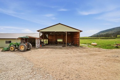 A rare opportunity to own a 392.5 ac turnkey equestrian ranch - photo 44