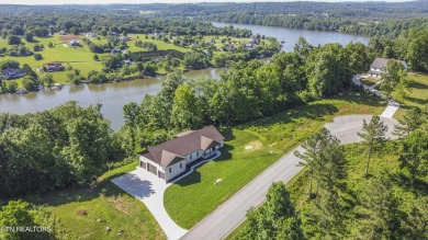 Lake Home For Sale in Loudon, Tennessee