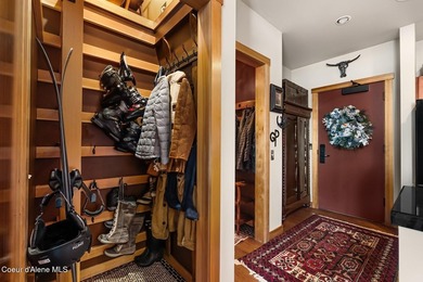 Ski-in/ski-out White Pine condo located in the heart of - photo 11
