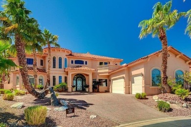 Here it is! One of South Shore's loveliest homes, beautifully - photo 1